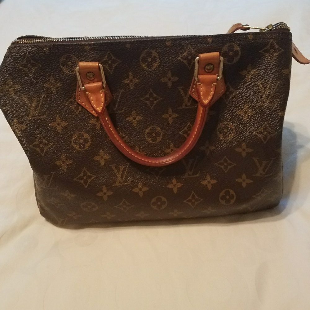 Authentic Louis Vuitton Speedy 30 Monogram